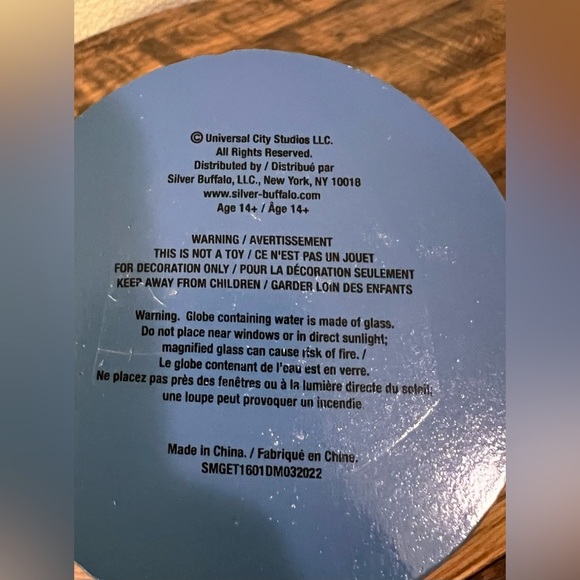 Universal Studios E.T Retro Glitter Snow globe 40th anniversary - Picture 3 of 6